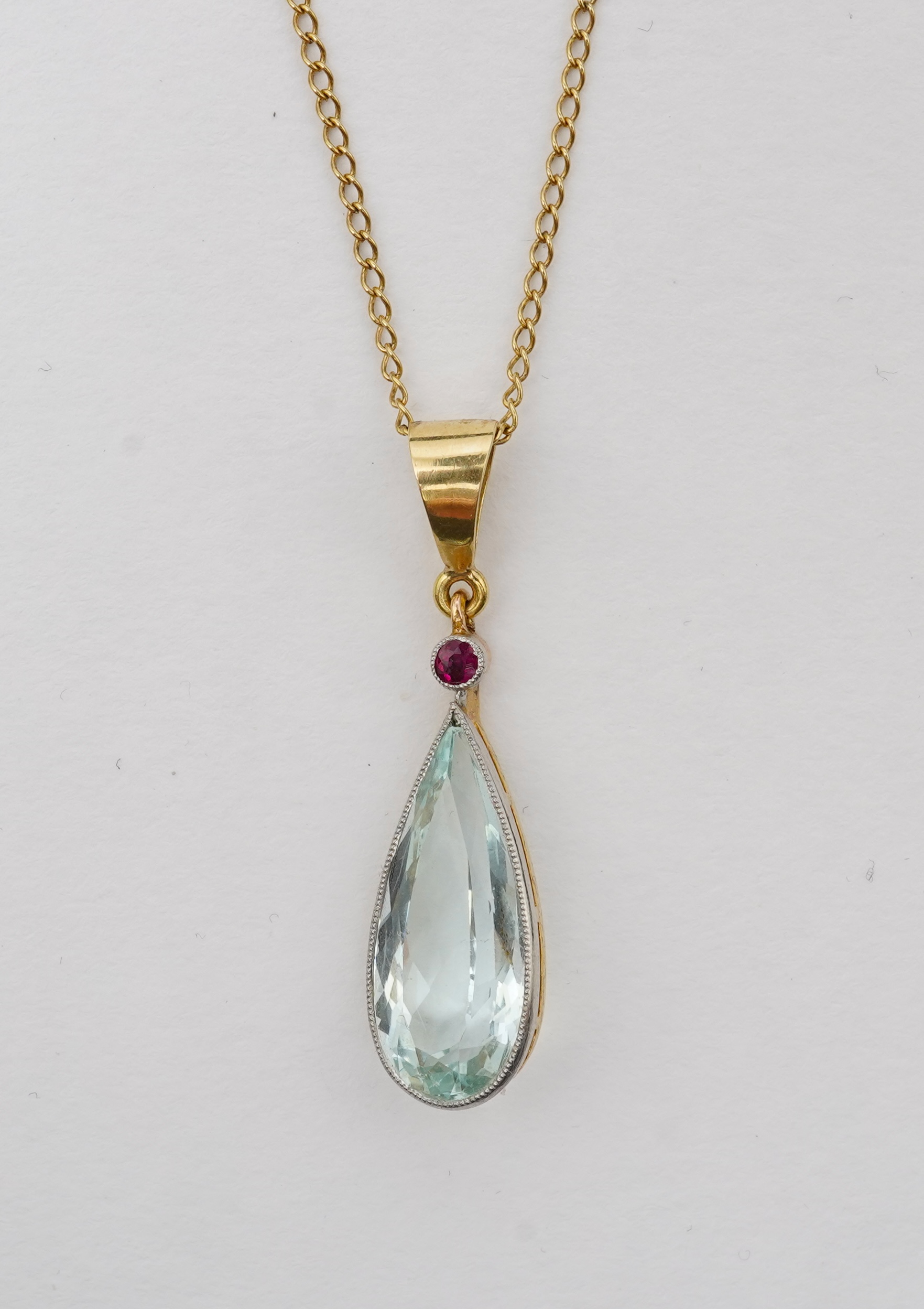 An aquamarine pendant